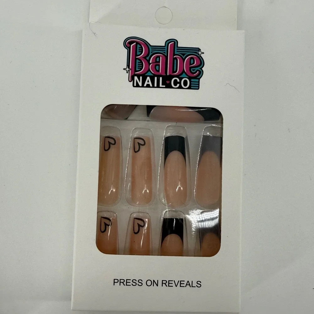 Babe Nail Co‎ 3 pack Valentines Press On Nails Heart Love Kiss Lip Glitter- long